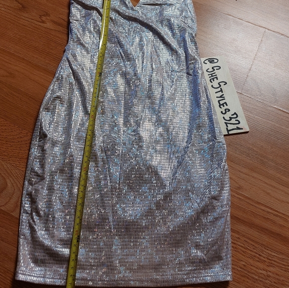 Party / Event Dress - Picture 4 of 7